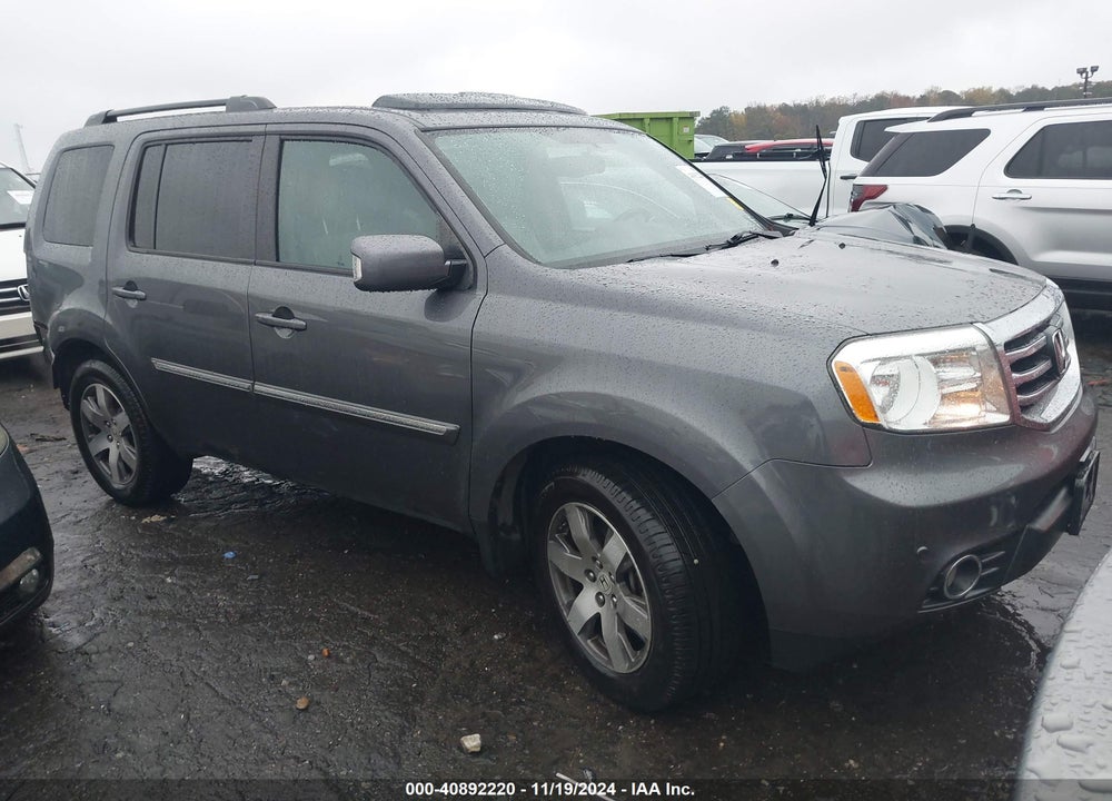 2015 HONDA PILOT TOURING VIN: 5FNYF3H93FB002695