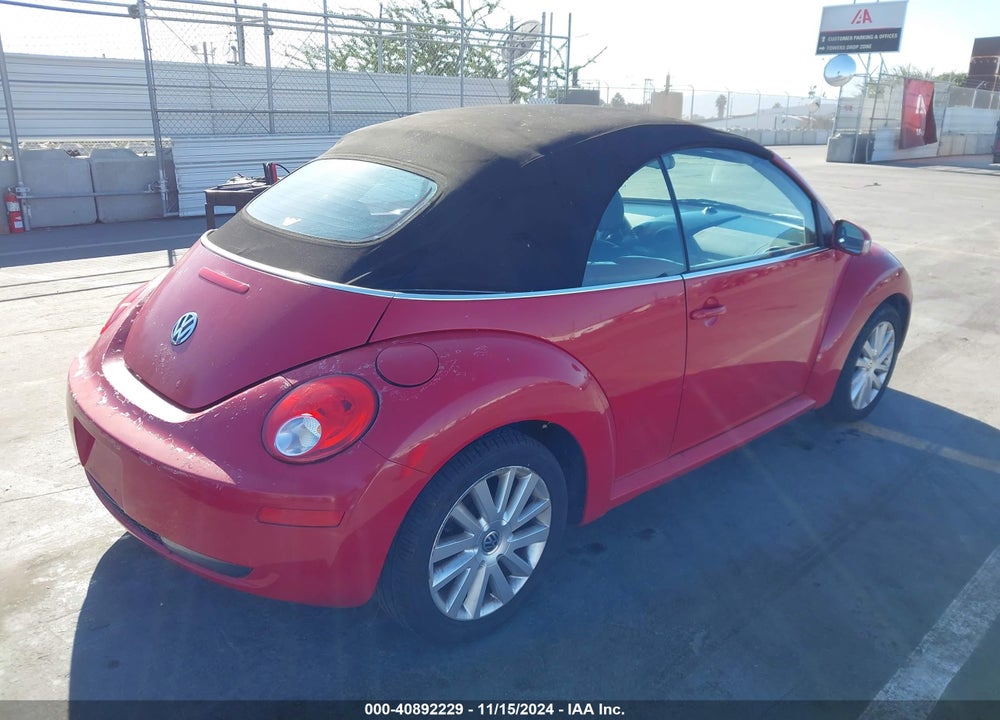 2008 VOLKSWAGEN NEW BEETLE SE VIN: 3VWRF31Y58M413324