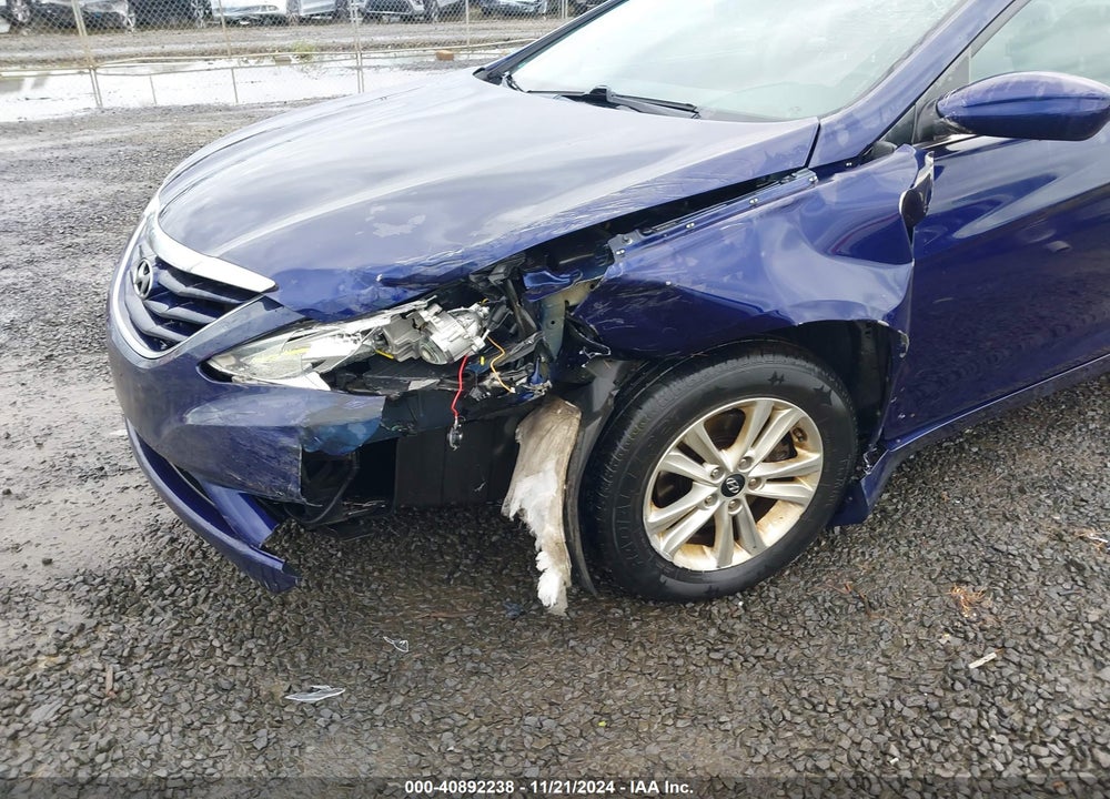 2013 HYUNDAI SONATA VIN: 5NPEB4AC8DH747192