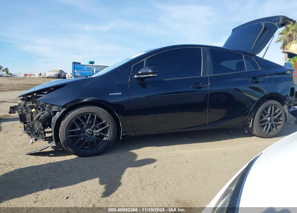 2020 TOYOTA PRIUS VIN: JTDKARFU7L3122040