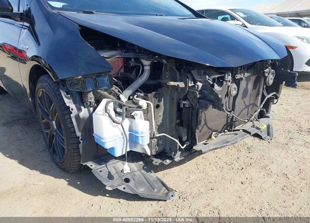 2020 TOYOTA PRIUS VIN: JTDKARFU7L3122040