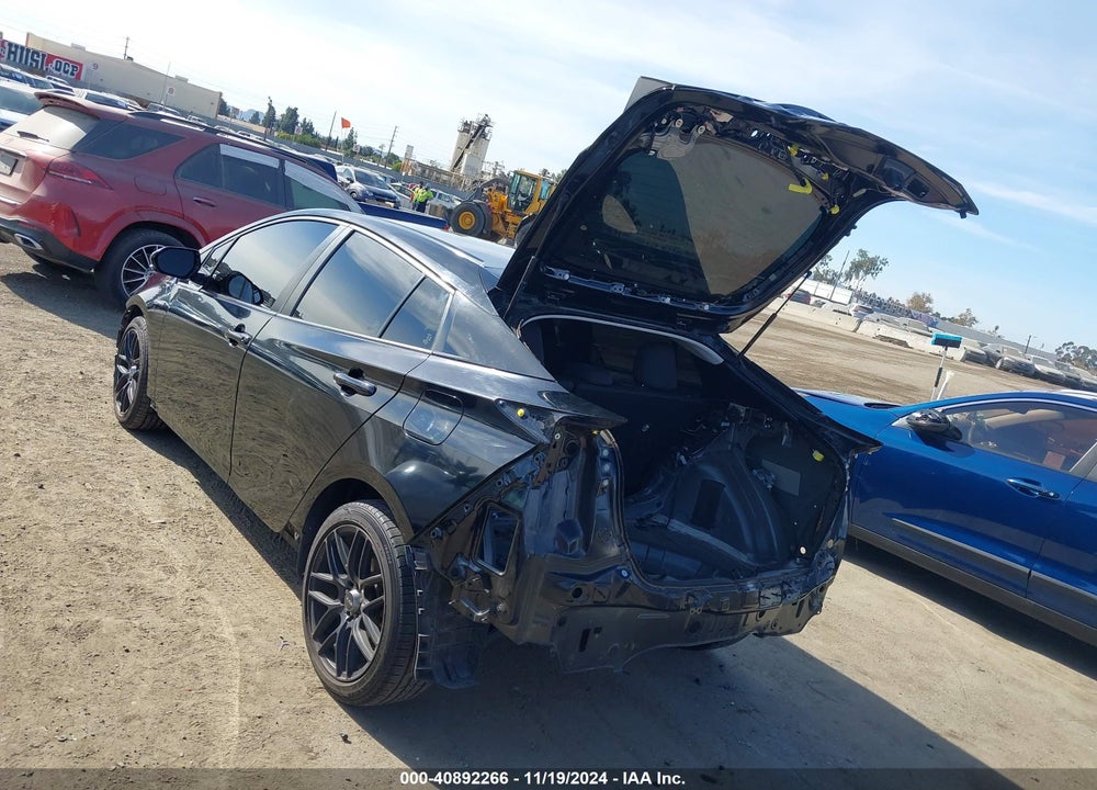 2020 TOYOTA PRIUS VIN: JTDKARFU7L3122040
