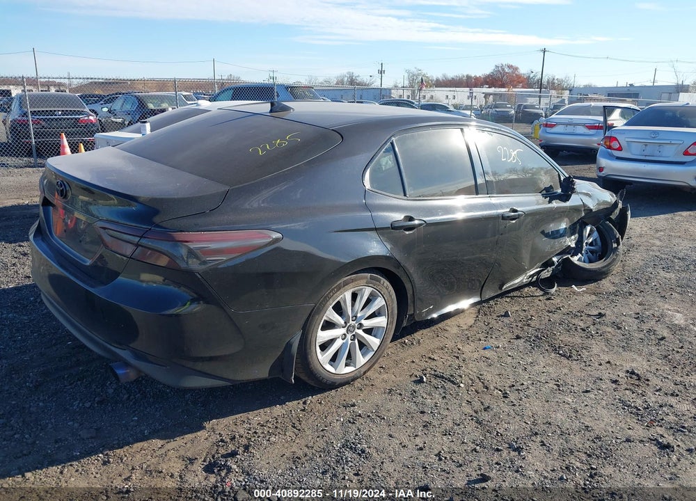 2020 TOYOTA CAMRY LE VIN: 4T1C11AK7LU910981