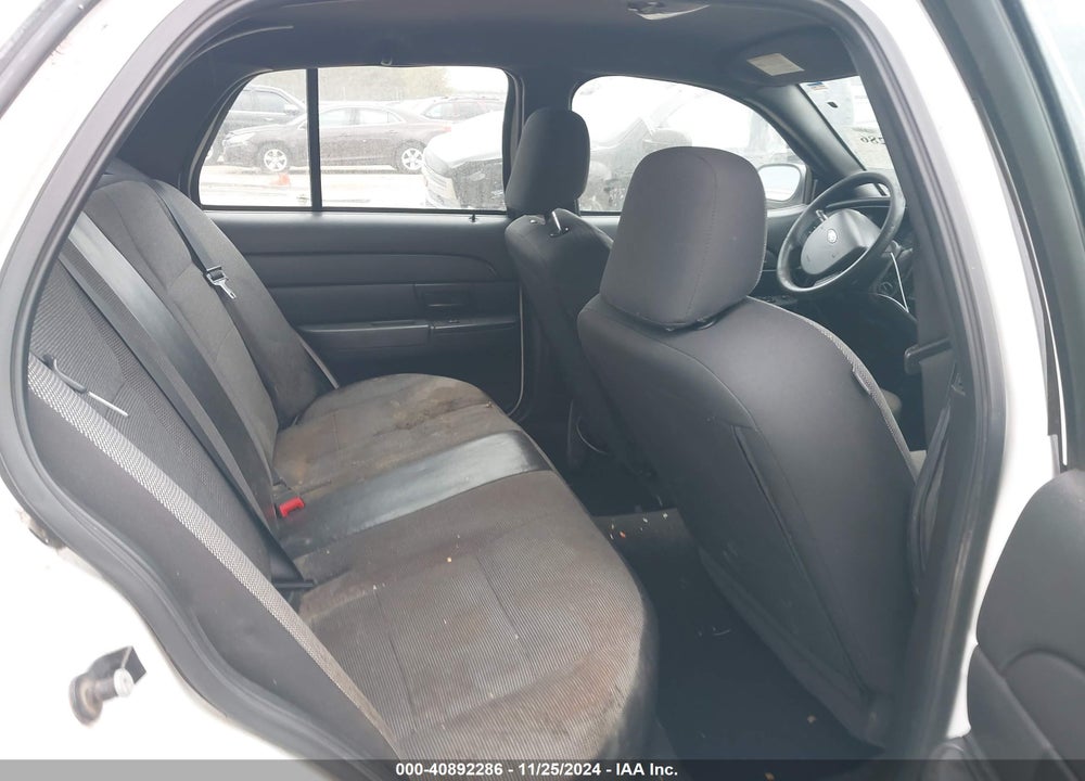 2006 FORD CROWN VICTORIA POLICE/POLICE INTERCEPTOR VIN: 2FAHP71W76X140251