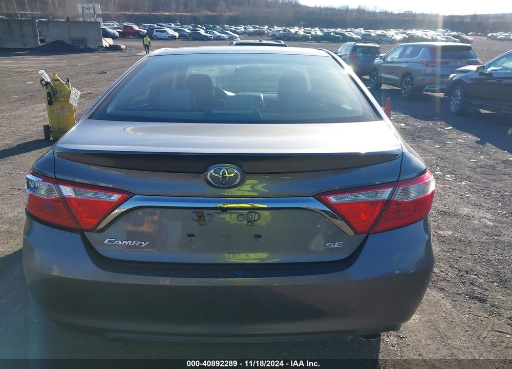 2016 TOYOTA CAMRY SE VIN: 4T1BF1FK2GU594479