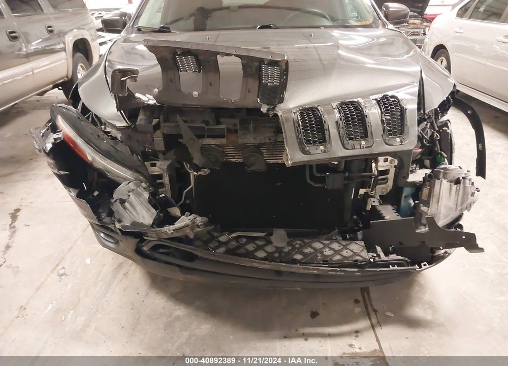 2015 JEEP CHEROKEE LATITUDE VIN: 1C4PJLCB5FW656145