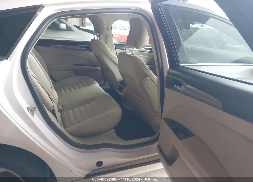 2013 FORD FUSION SE VIN: 3FA6P0HR6DR388680