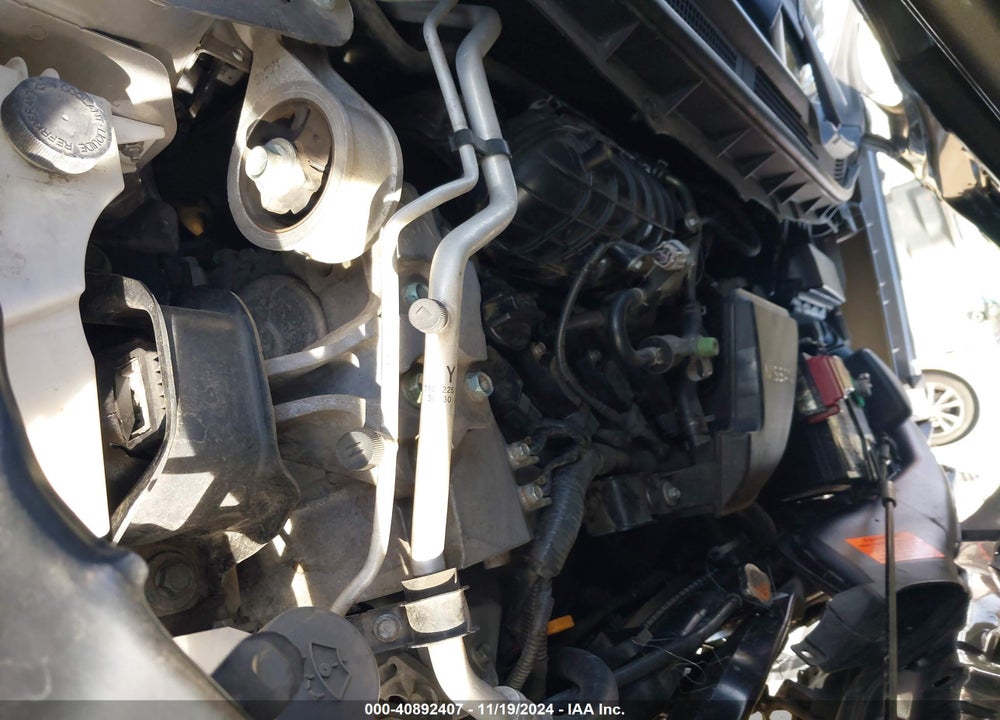 2013 NISSAN ROGUE S VIN: JN8AS5MV0DW640668