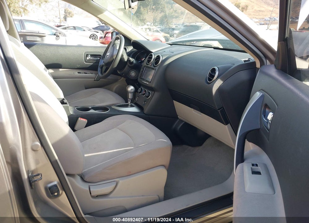 2013 NISSAN ROGUE S VIN: JN8AS5MV0DW640668