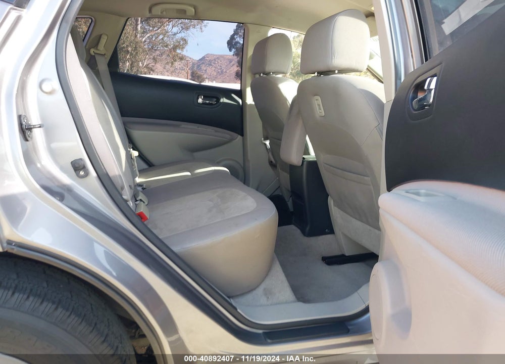 2013 NISSAN ROGUE S VIN: JN8AS5MV0DW640668