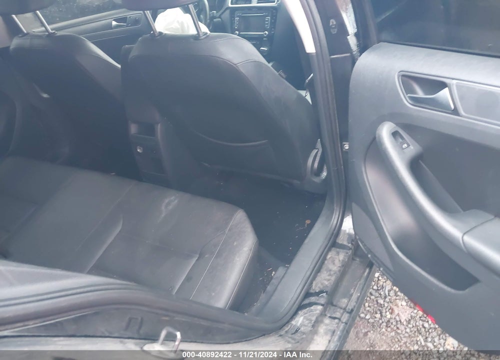 2012 VOLKSWAGEN JETTA SEDAN VIN: 3VWDX7AJXCM319529