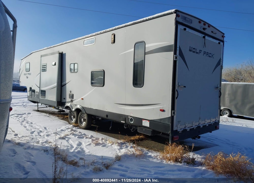 2018 FOREST RIVER WOLF PACK VIN: 5ZT3CT5B1J1210228