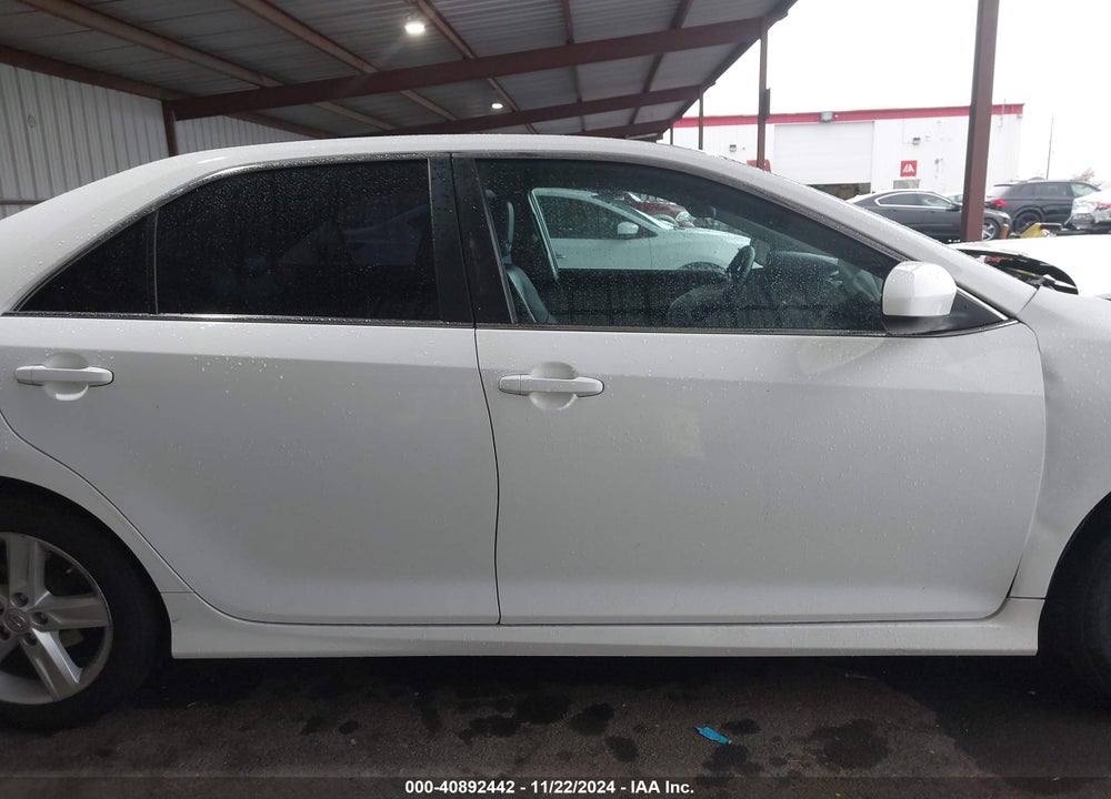 2014 TOYOTA CAMRY SE VIN: 4T1BF1FK1EU759757