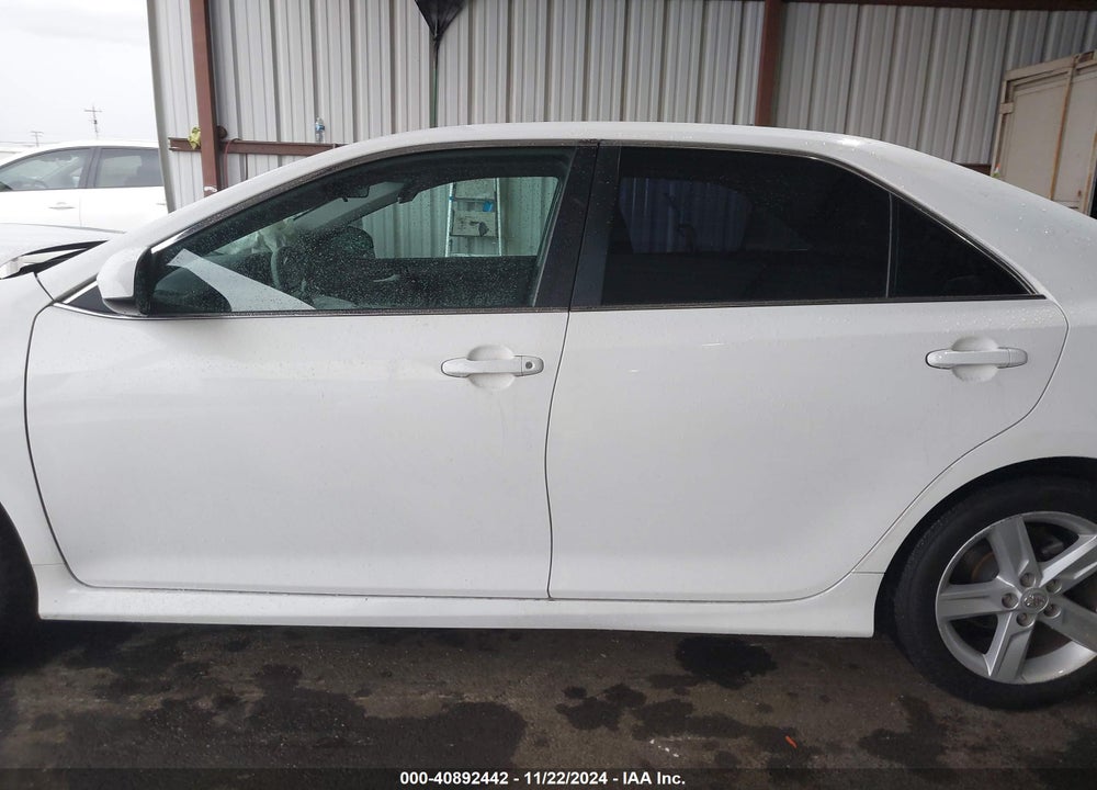 2014 TOYOTA CAMRY SE VIN: 4T1BF1FK1EU759757