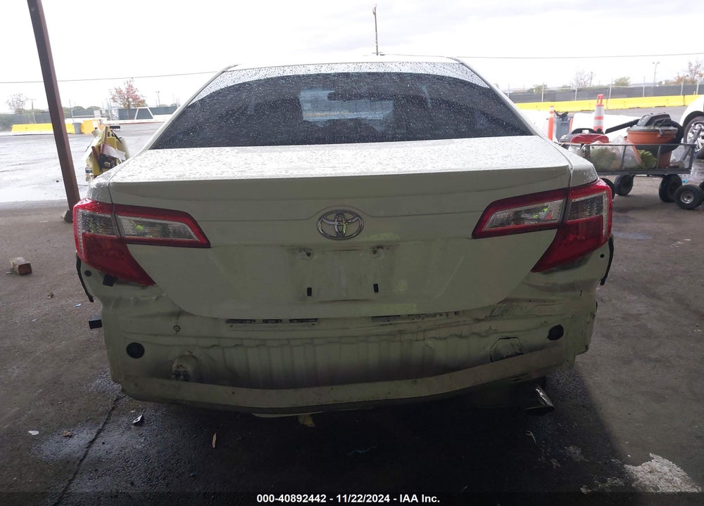 2014 TOYOTA CAMRY SE VIN: 4T1BF1FK1EU759757