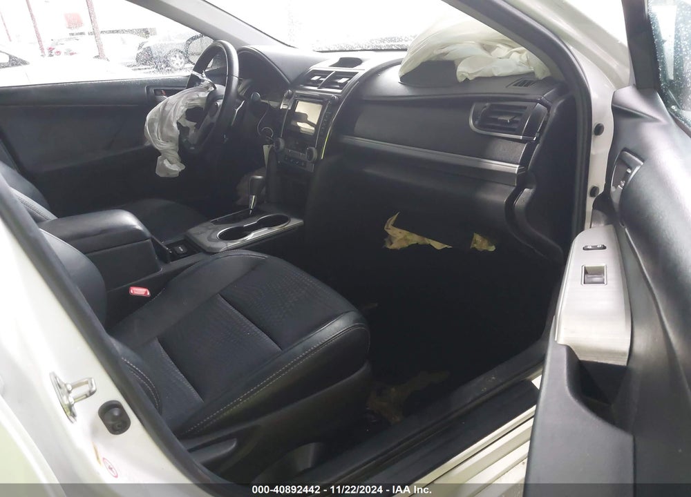 2014 TOYOTA CAMRY SE VIN: 4T1BF1FK1EU759757