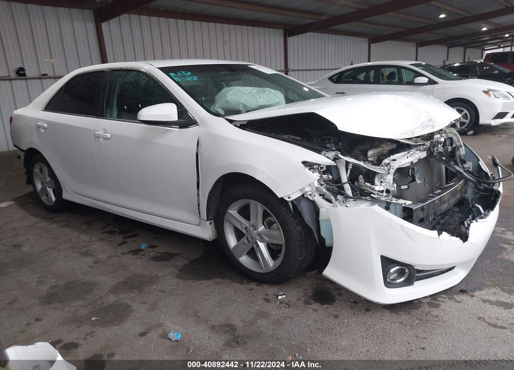2014 TOYOTA CAMRY SE VIN: 4T1BF1FK1EU759757