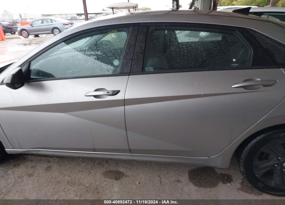 2021 HYUNDAI ELANTRA SEL VIN: 5NPLM4AG4MH045312