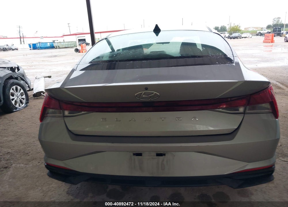 2021 HYUNDAI ELANTRA SEL VIN: 5NPLM4AG4MH045312