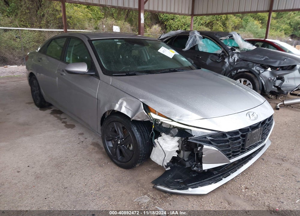 2021 HYUNDAI ELANTRA SEL VIN: 5NPLM4AG4MH045312