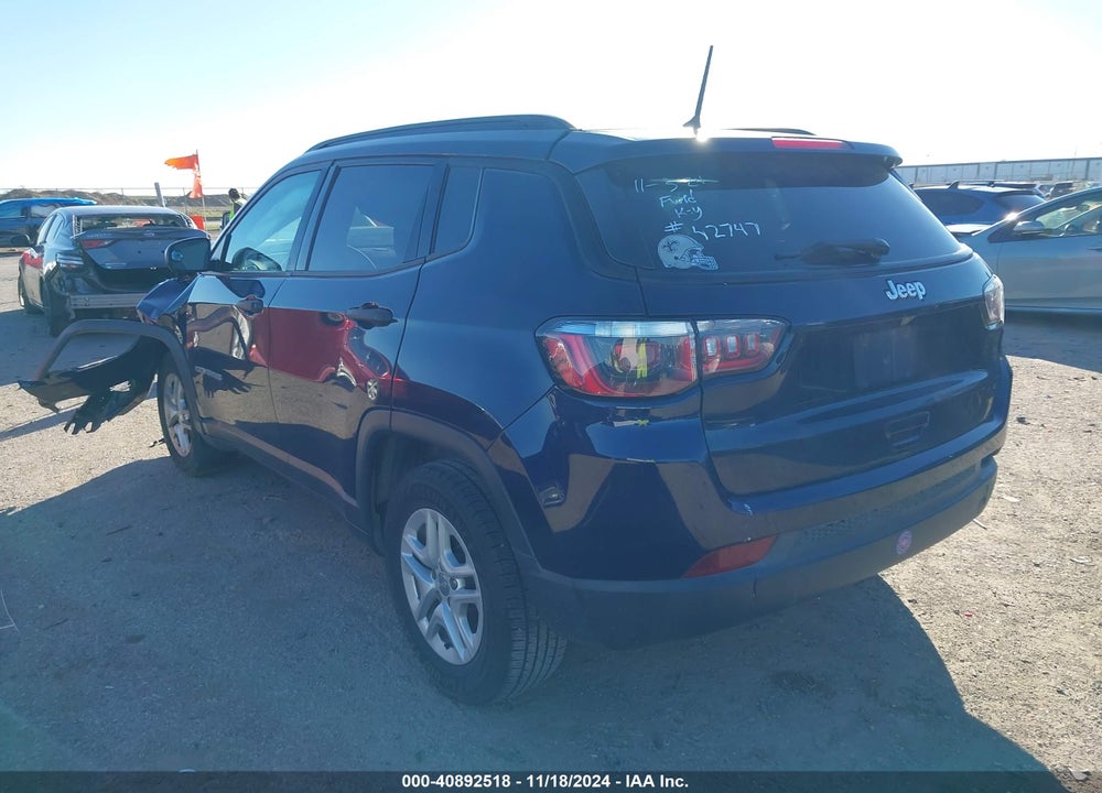 2018 JEEP COMPASS SPORT FWD VIN: 3C4NJCAB0JT286487