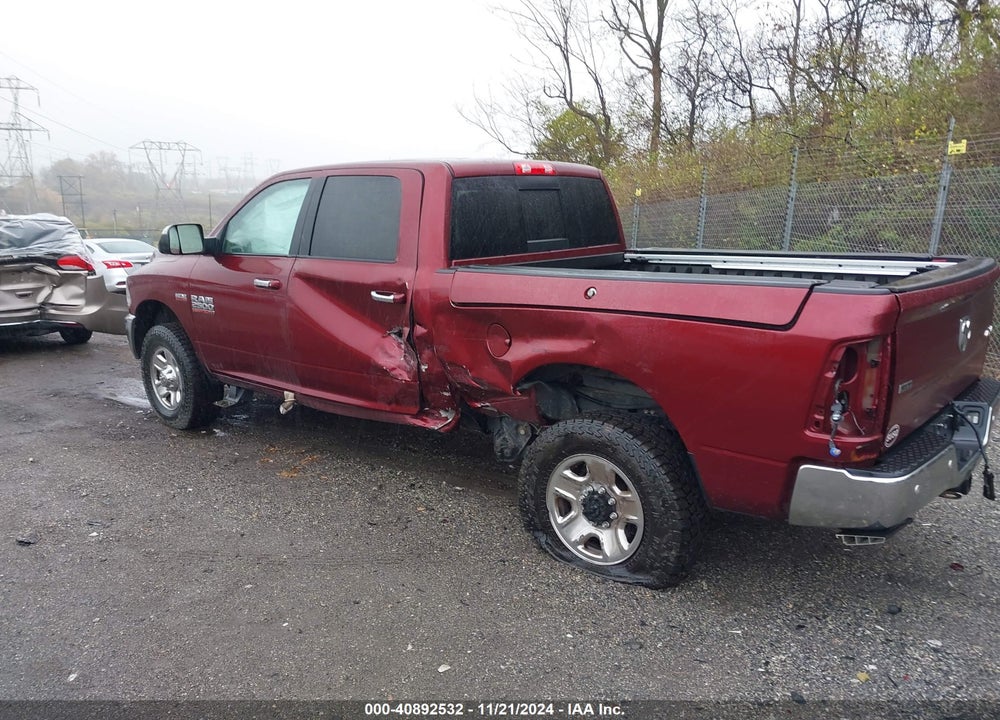 2016 RAM 2500 SLT VIN: 3C6UR5DJ6GG290653