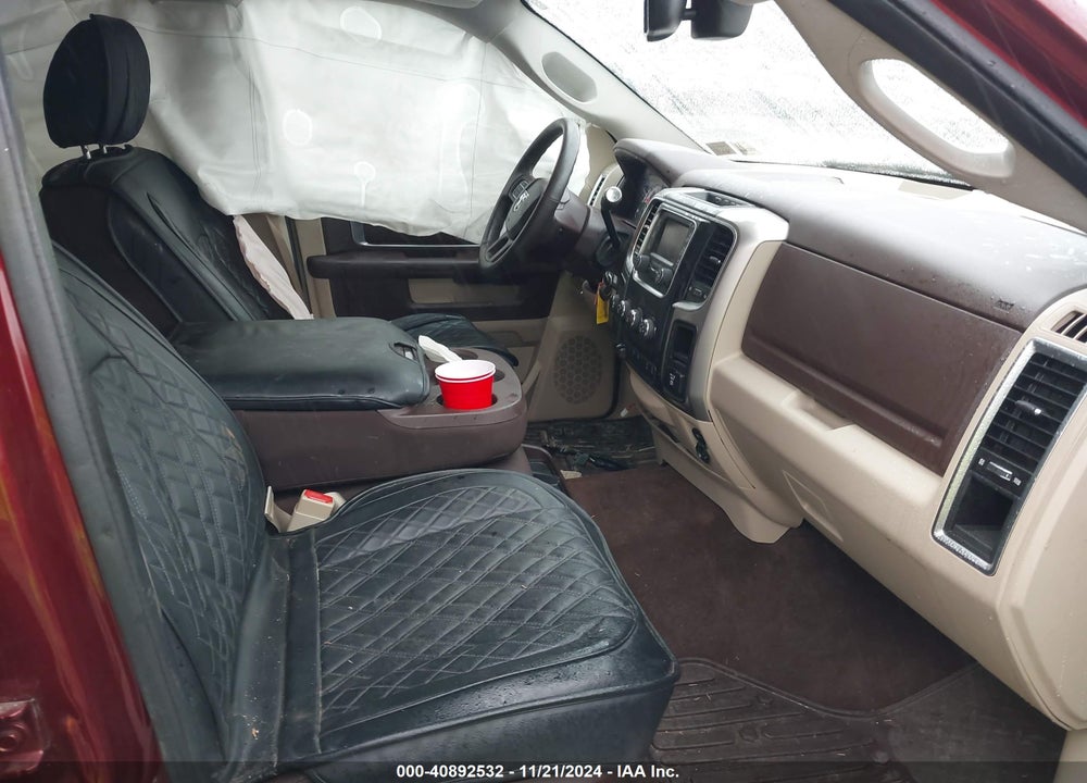2016 RAM 2500 SLT VIN: 3C6UR5DJ6GG290653