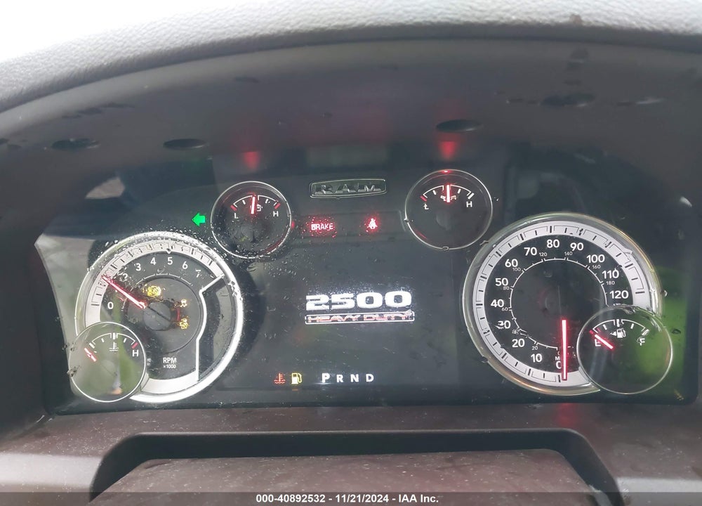 2016 RAM 2500 SLT VIN: 3C6UR5DJ6GG290653