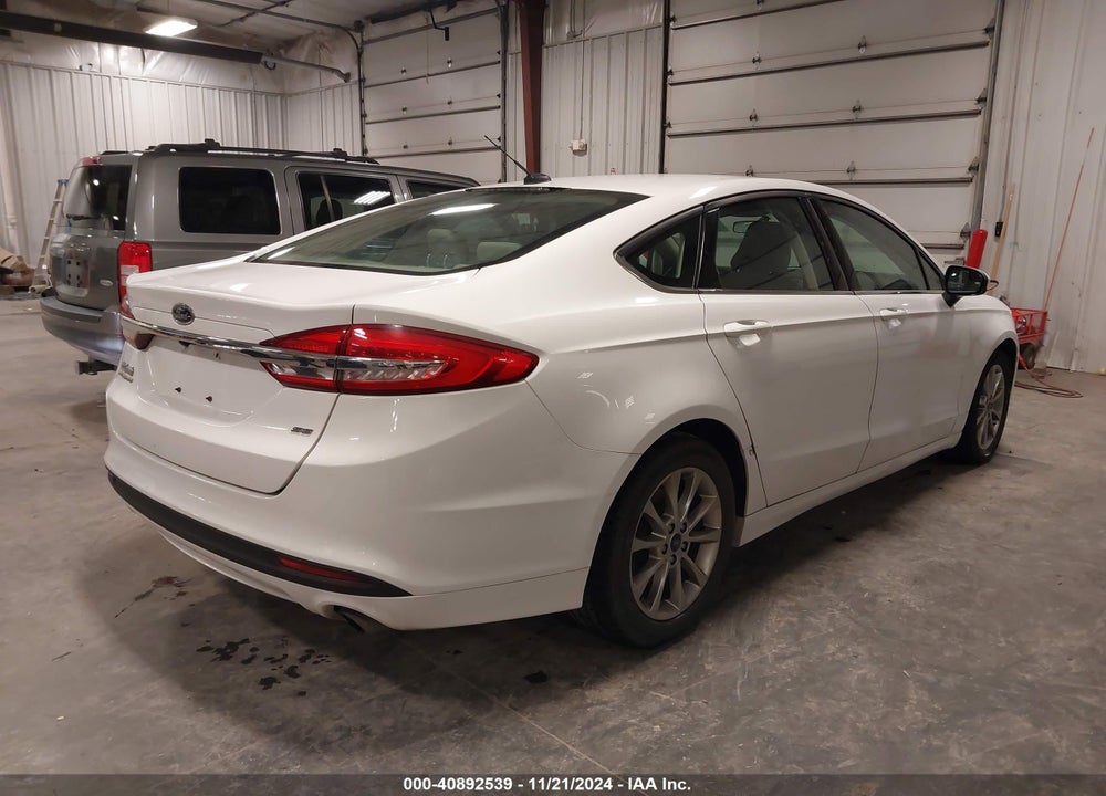 2017 FORD FUSION SE VIN: 3FA6P0H73HR160110