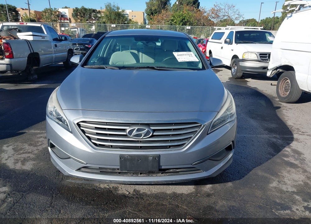 2016 HYUNDAI SONATA SE VIN: 5NPE24AFXGH322975