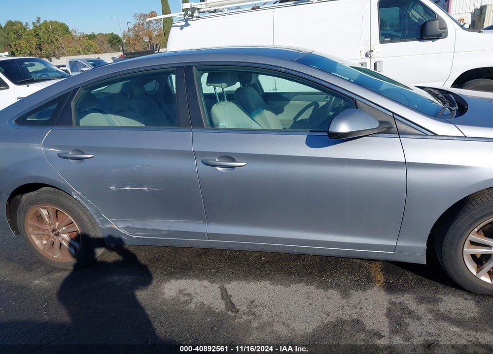 2016 HYUNDAI SONATA SE VIN: 5NPE24AFXGH322975