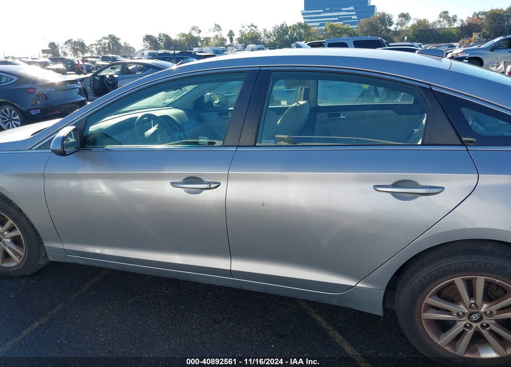 2016 HYUNDAI SONATA SE VIN: 5NPE24AFXGH322975