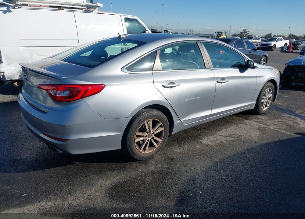 2016 HYUNDAI SONATA SE VIN: 5NPE24AFXGH322975