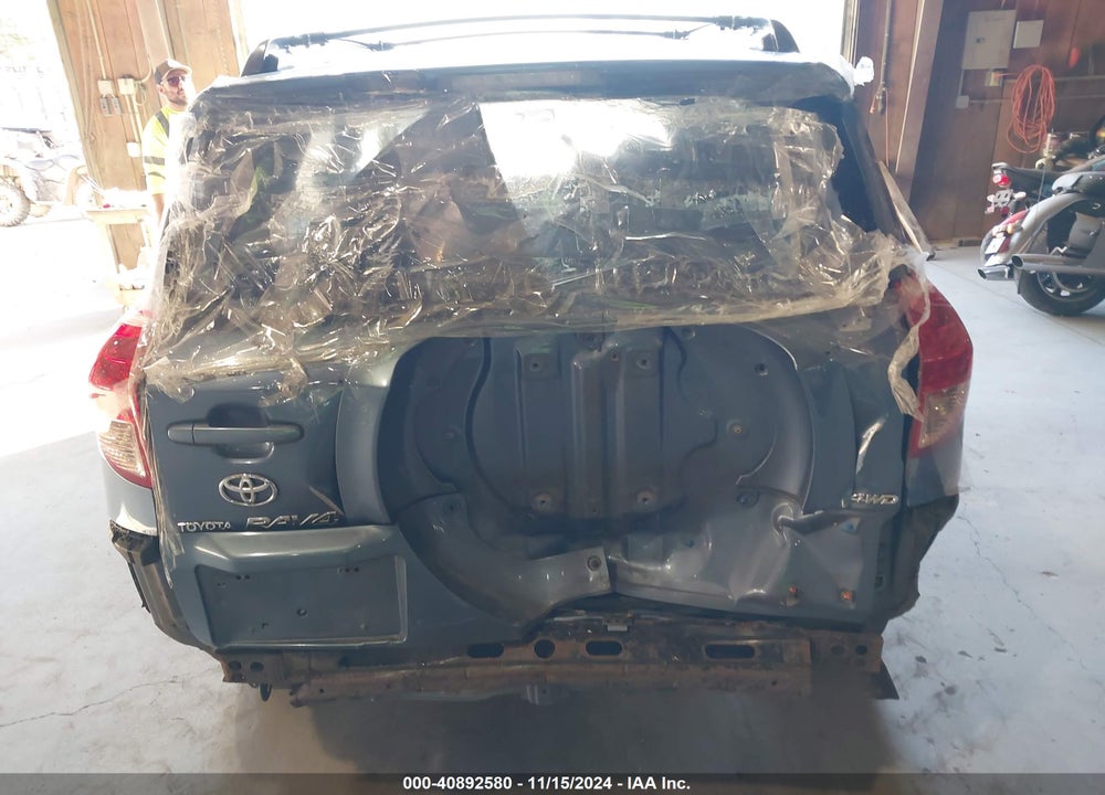 2008 TOYOTA RAV4 VIN: JTMBD33V686086297