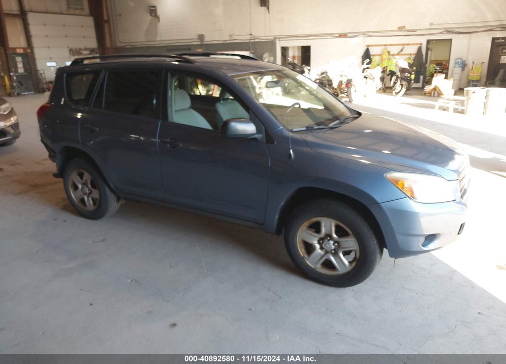 2008 TOYOTA RAV4 VIN: JTMBD33V686086297