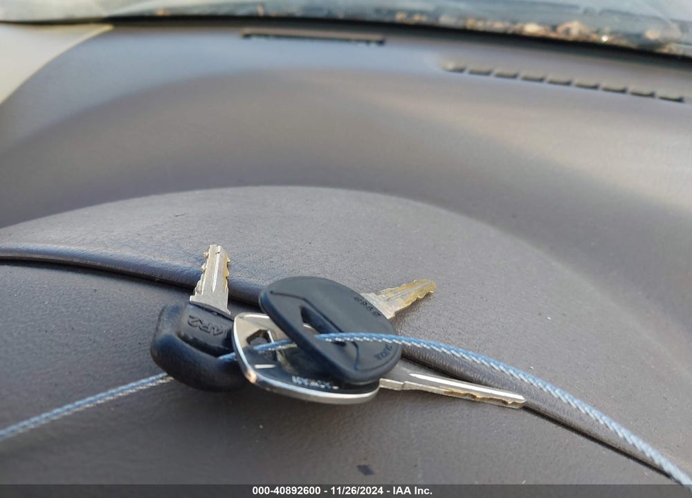 1997 SATURN SL SL2 VIN: 1G8ZJ5273VZ311737