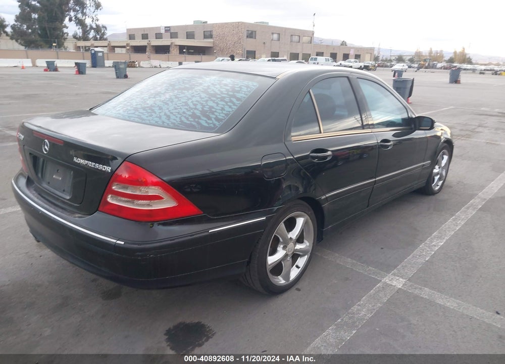 2004 MERCEDES-BENZ C 230 KOMPRESSOR SPORT/SPORT VIN: WDBRF40J04A624921