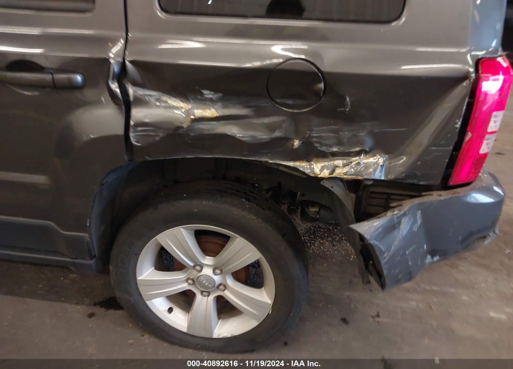 2017 JEEP PATRIOT LATITUDE FWD VIN: 1C4NJPFA1HD136671