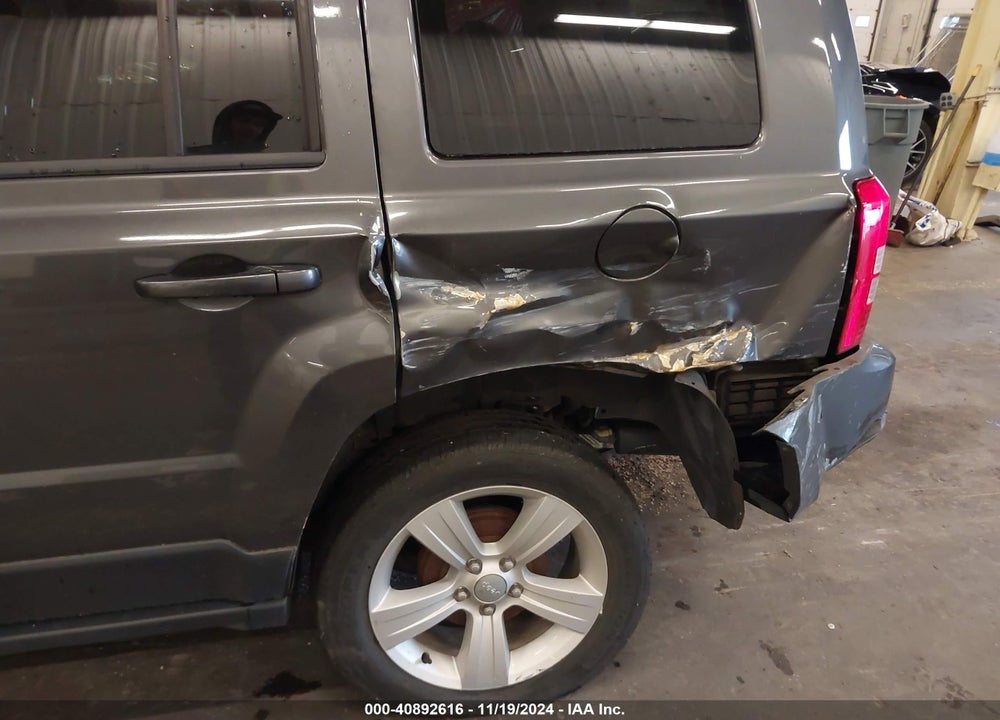 2017 JEEP PATRIOT LATITUDE FWD VIN: 1C4NJPFA1HD136671