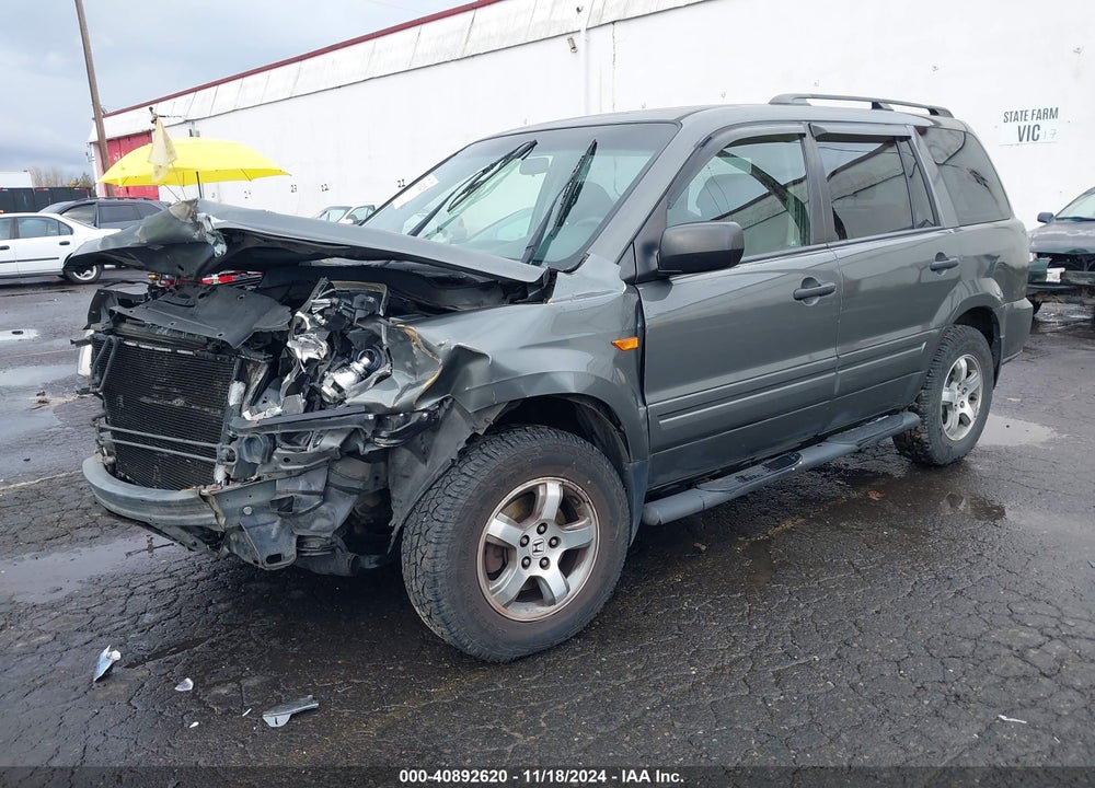 2007 HONDA PILOT LX VIN: 2HKYF18137H530027