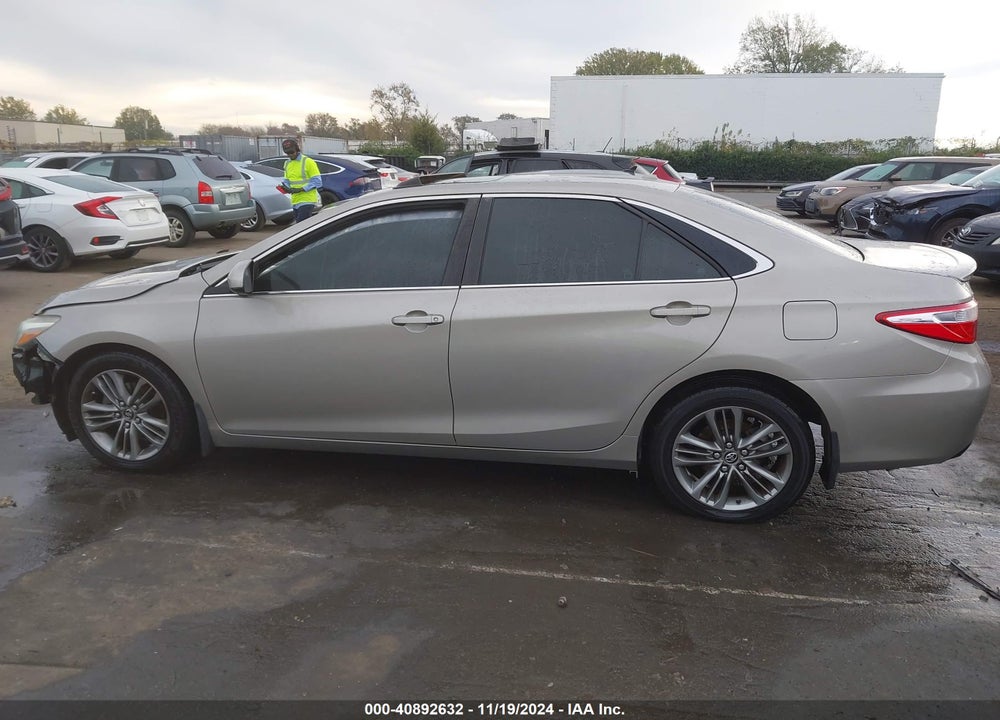 2015 TOYOTA CAMRY SE VIN: 4T1BF1FK0FU002253