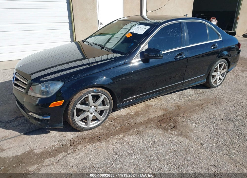2014 MERCEDES-BENZ C 300 VIN: WDDGF8AB6EA923473