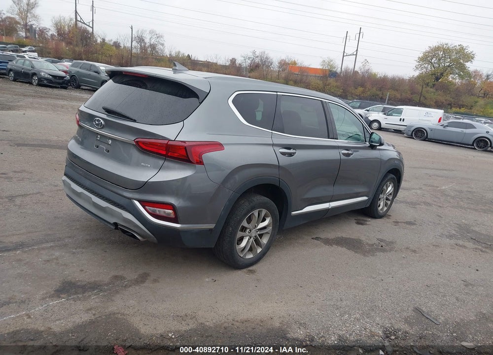2019 HYUNDAI SANTA FE SEL VIN: 5NMS3CAD3KH003352