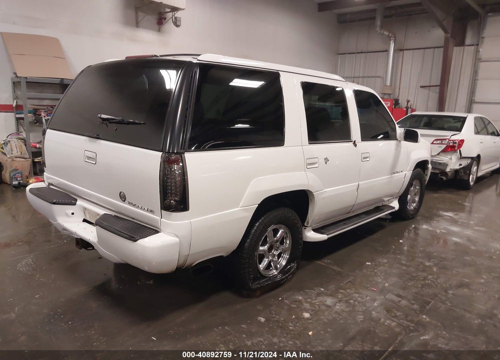 2000 CADILLAC ESCALADE STANDARD VIN: 1GYEK63R2YR172965