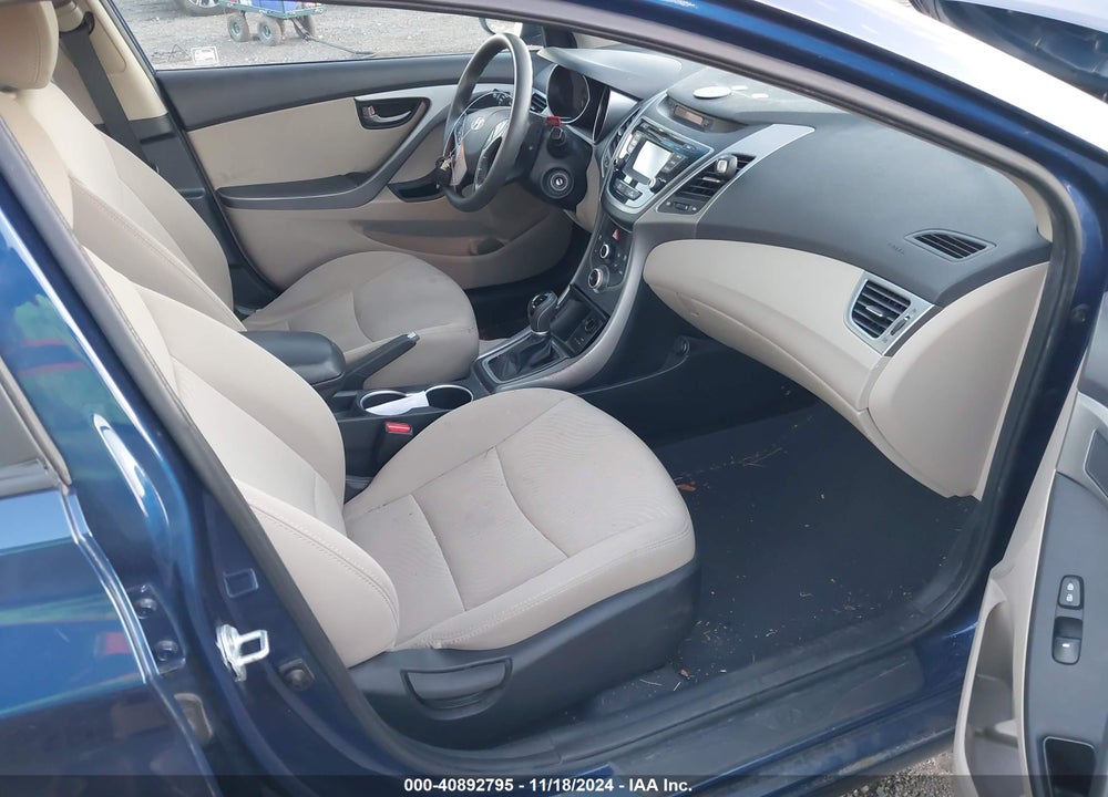 2016 HYUNDAI ELANTRA SE VIN: 5NPDH4AE8GH655094