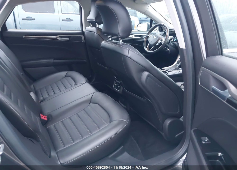 2016 FORD FUSION SE VIN: 3FA6P0T95GR155448