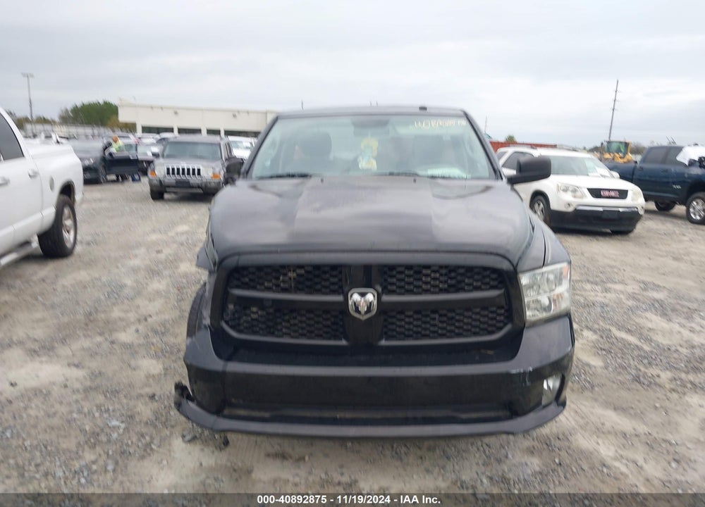 2014 RAM 1500 EXPRESS VIN: 3C6JR6AT1EG141966