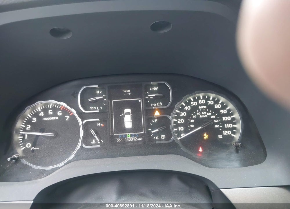 2019 TOYOTA TUNDRA SR5 5.7L V8 VIN: 5TFDY5F10KX795116