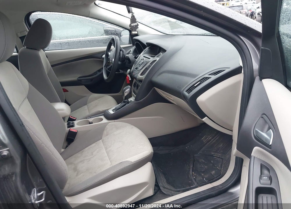 2014 FORD FOCUS SE VIN: 1FADP3F20EL245108
