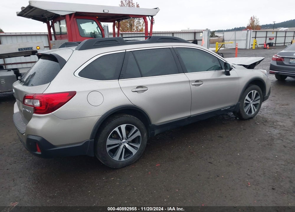 2019 SUBARU OUTBACK 2.5I LIMITED VIN: 4S4BSANC6K3303275